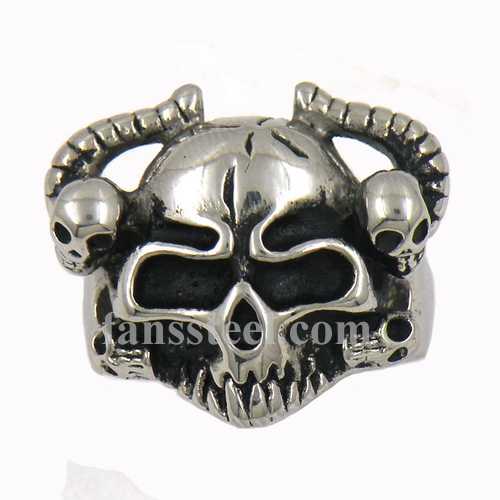 FSR09W30 skull with roll horns ring - Click Image to Close